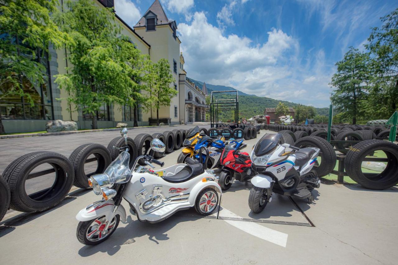 Grand Cosmos Resort Ruisui Hualien Bagian luar foto