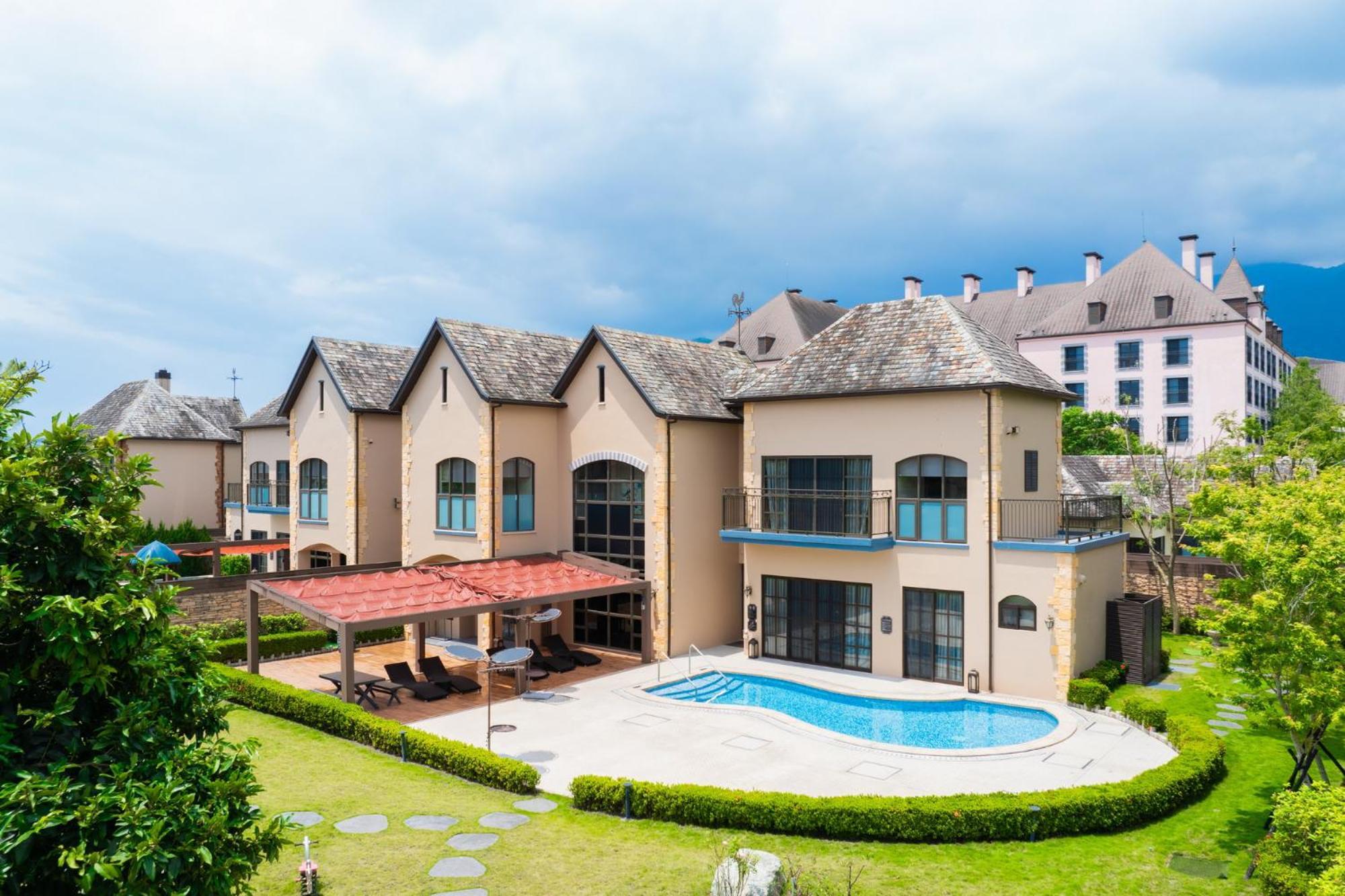 Grand Cosmos Resort Ruisui Hualien Bagian luar foto